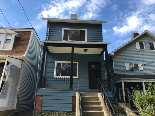 Building Photo - Beautiful Single Family Home in Highland Park