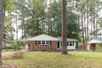 Building Photo - 1311 Dogwood Ln NW