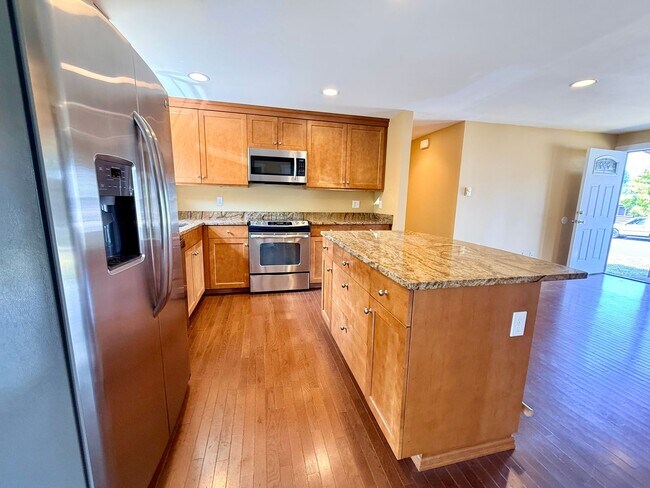 Building Photo - Updated 3BR Rambler | RV/Boat Parking | Gardener’s Backyard