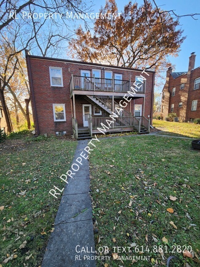 Building Photo - Charming 1 Bedroom Apartment in Grandview ...