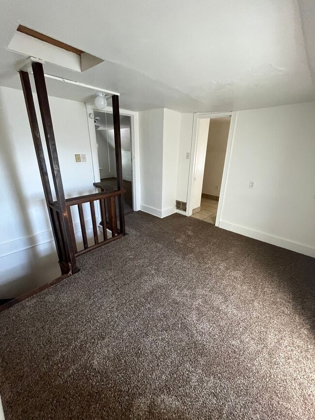 Building Photo - Modern 3BR/2BA Two-Level Unit in the Heart of the Lower East Side - FREE MOVING SERVICES WITH A S...