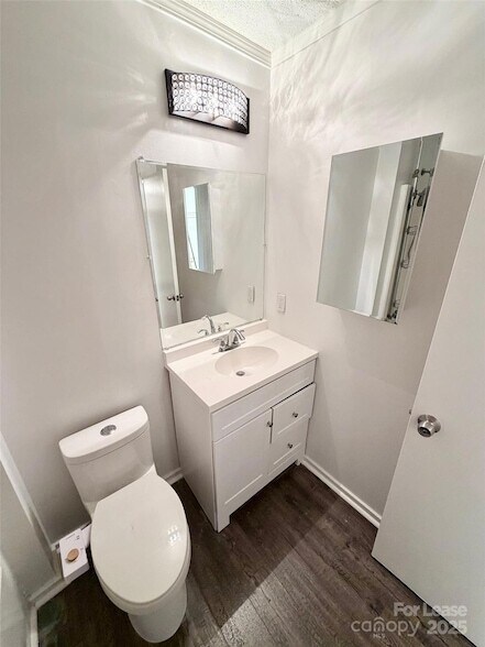 Building Photo - 115 Setter Ct