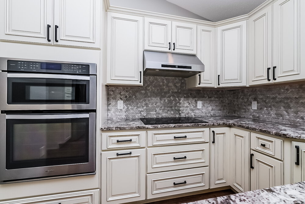 Building Photo - 1048 Brenton Leaf Dr