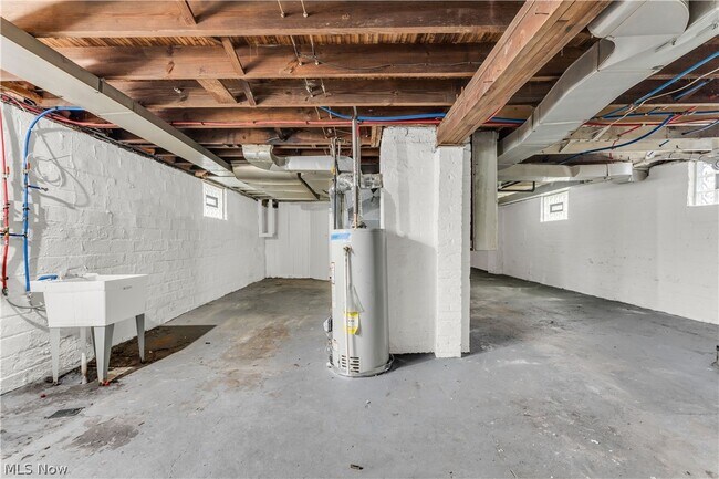 Building Photo - 4318 W 50th St