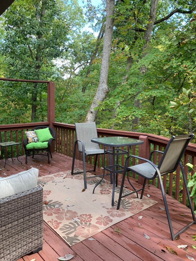 Building Photo - 109 Hollyridge Ln