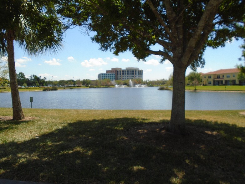 Building Photo - 9800 Quinta Artesa Way
