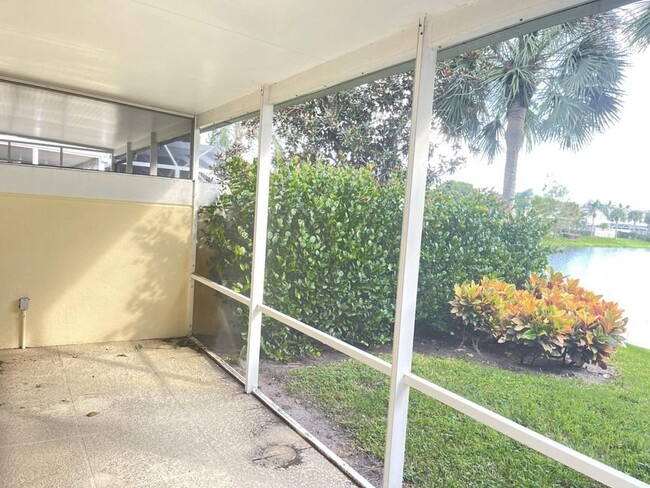 Building Photo - 471 Capistrano Dr