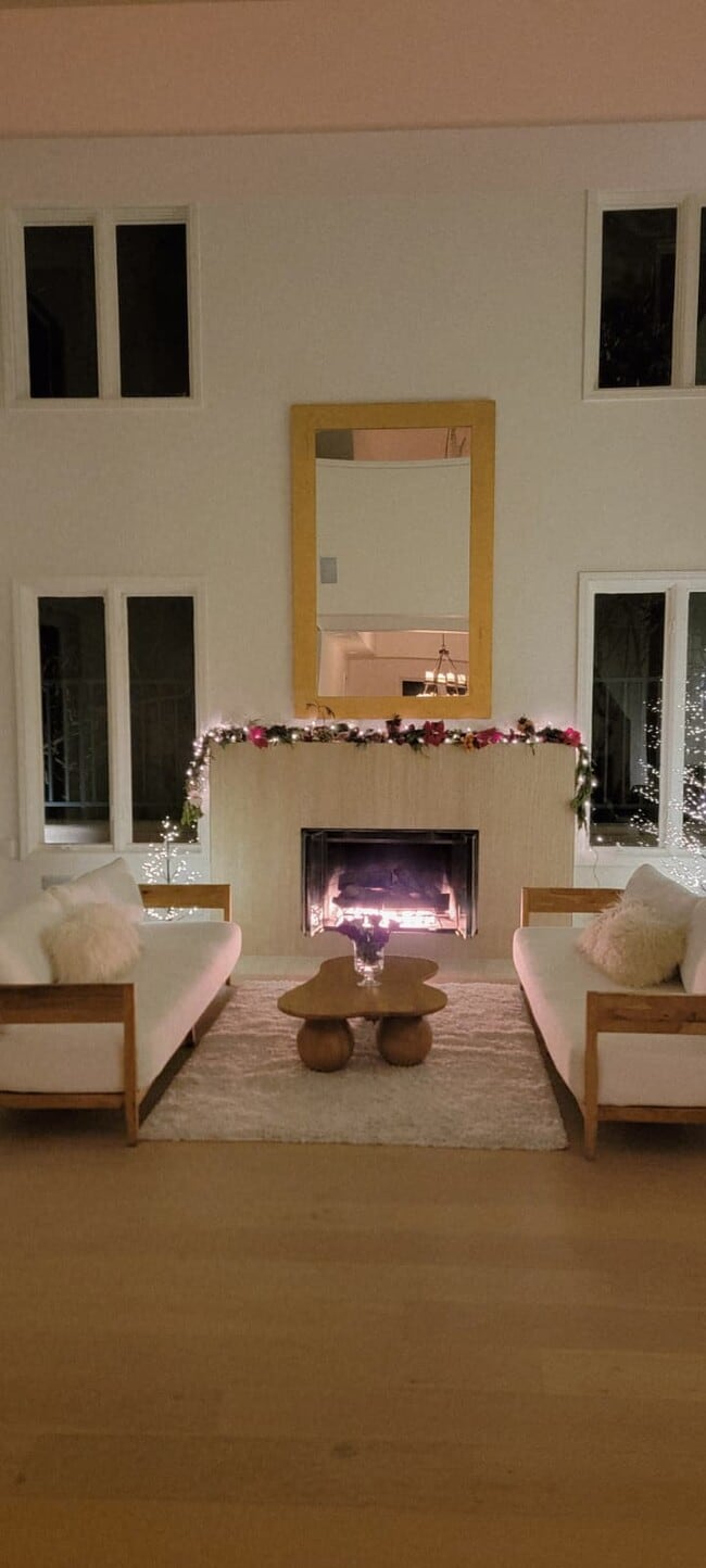 Building Photo - 16656 Cll Arbolada