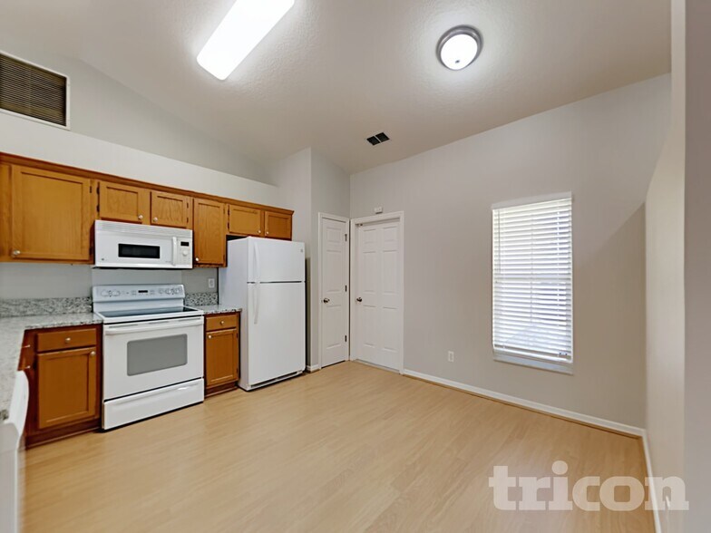 Building Photo - 7 Bay Ridge Loop