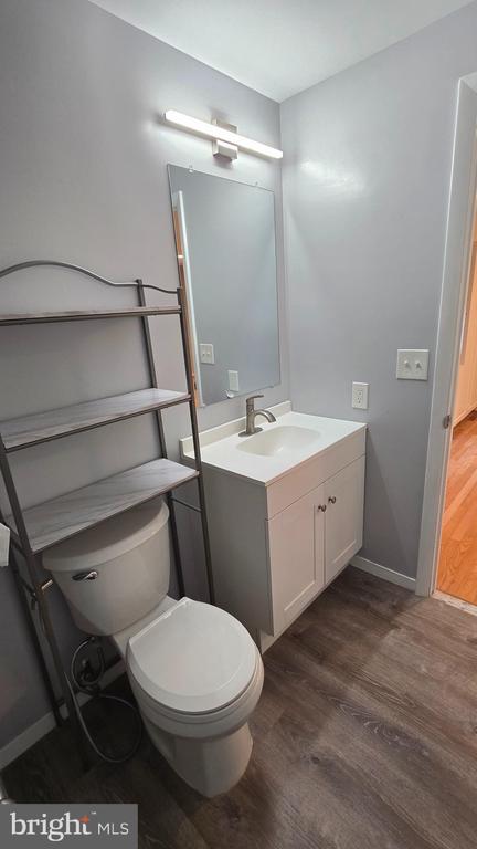 Building Photo - 5987 Clerkenwell Ct
