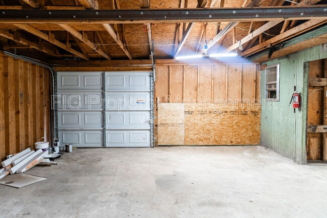 Building Photo - 117 Pine Ridge Rd