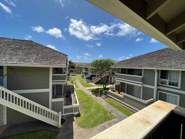 Building Photo - 94-1351 Kulewa Loop #17s