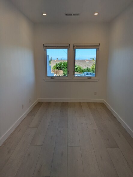 Building Photo - 61 Madera Avenue