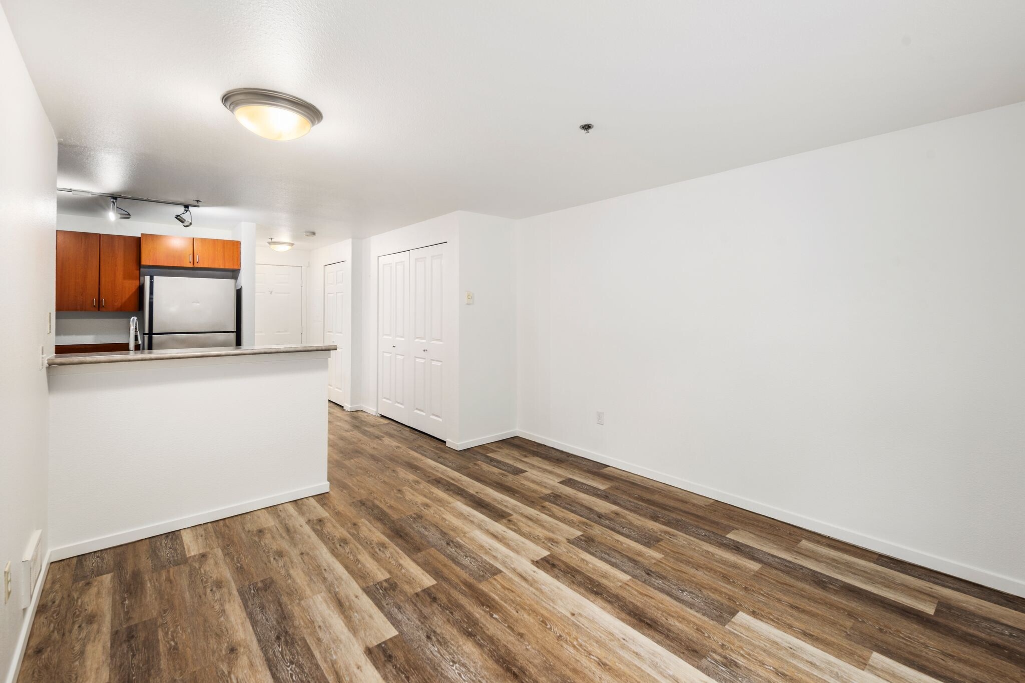 Building Photo - 8745 Greenwood Ave N APT 207,
