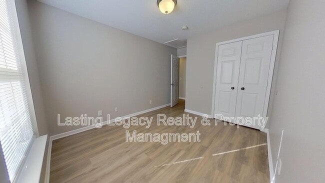 Building Photo - 4613 Mallard Creek Dr