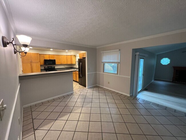 Building Photo - 1780-1782-1782 Hightower Dr
