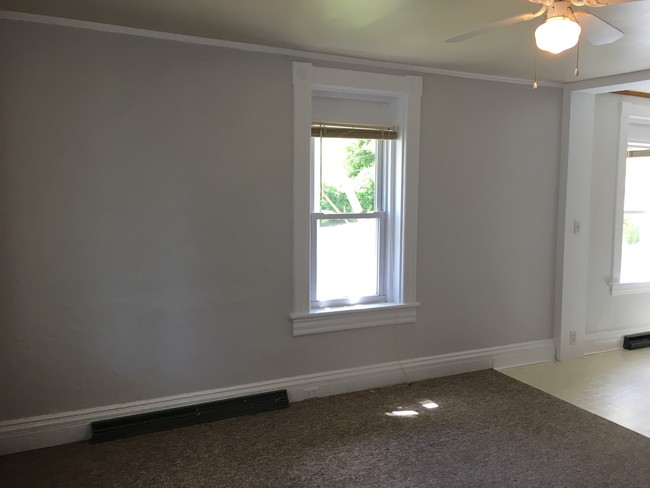 Living area - 103 E 8th St