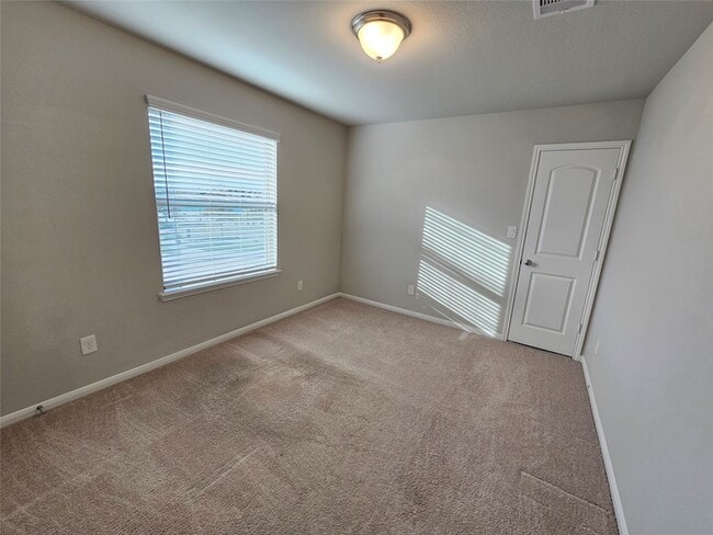 Building Photo - 24258 Via Vitani Dr