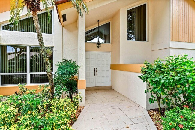 Building Photo - 4720 NW 28th Ave