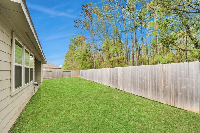 Building Photo - 6618 Beacon View Dr