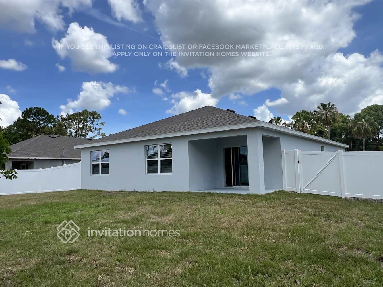 Building Photo - 350 SW Prima Vista Blvd
