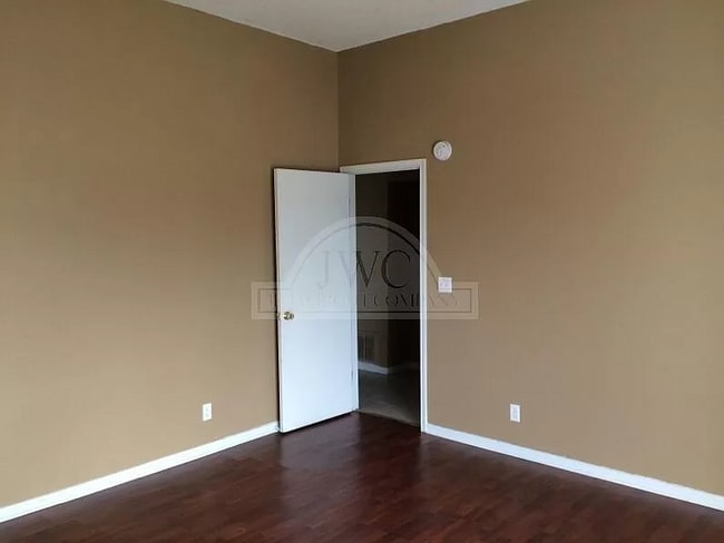 Building Photo - 2101 Ruger Dr