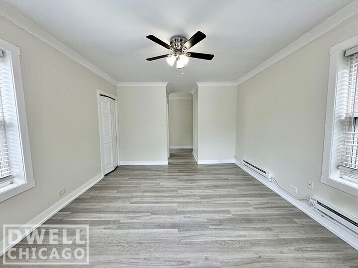 Building Photo - 4208 N Clark St