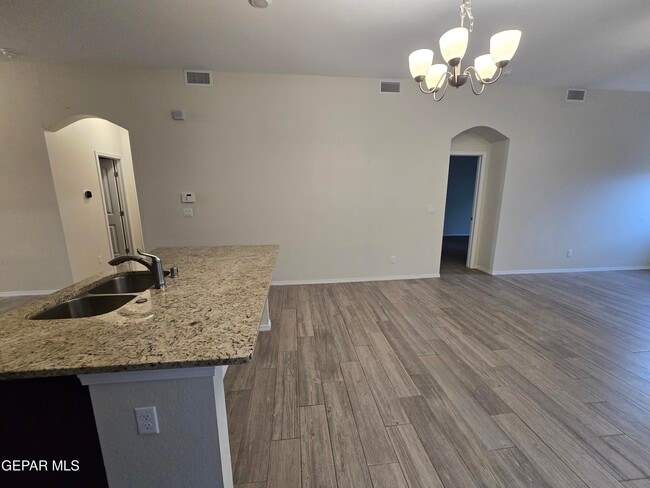 Building Photo - 13813 Sky Harbor Ave