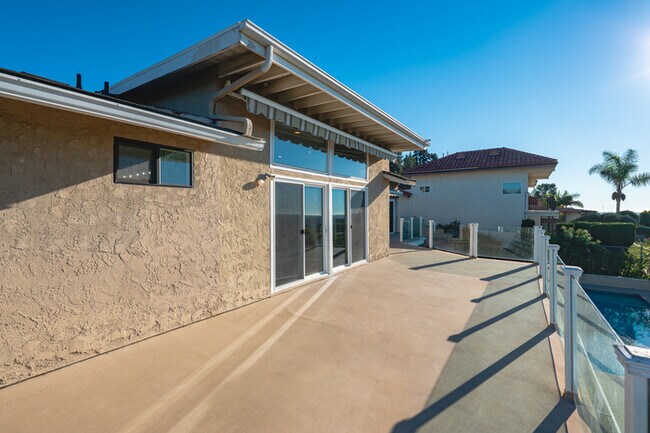 Building Photo - 11141 Limetree Dr