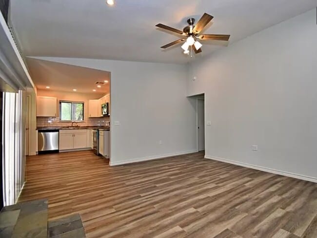 Building Photo - 11906 Los Cerros St