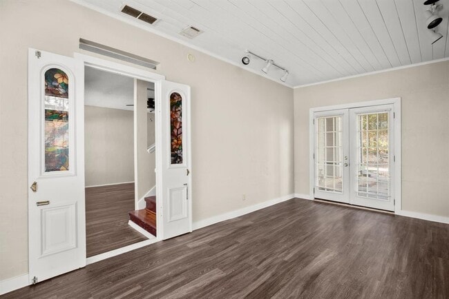 Building Photo - 6726 Lancret Hill Dr