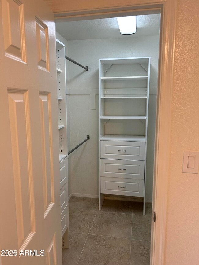 Building Photo - 5608 W Lupine Ave