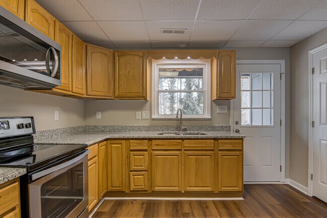 Building Photo - 828 Brickwood Ct