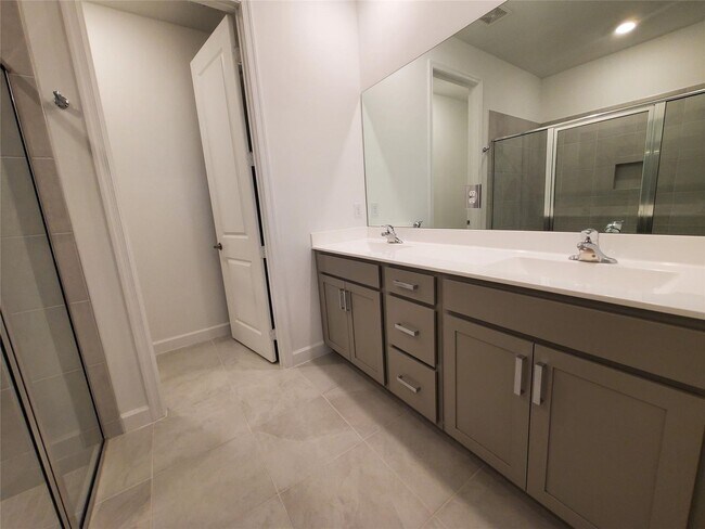 Building Photo - 1313 Haywagon Tr.