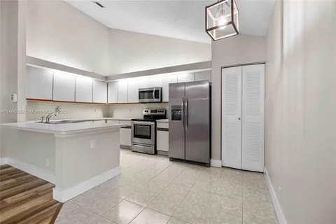 Building Photo - 8912 Thumbwood Cir