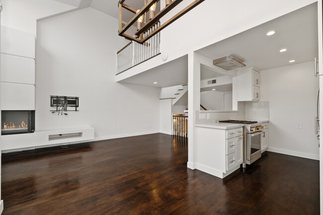 Building Photo - 24 Westwind St