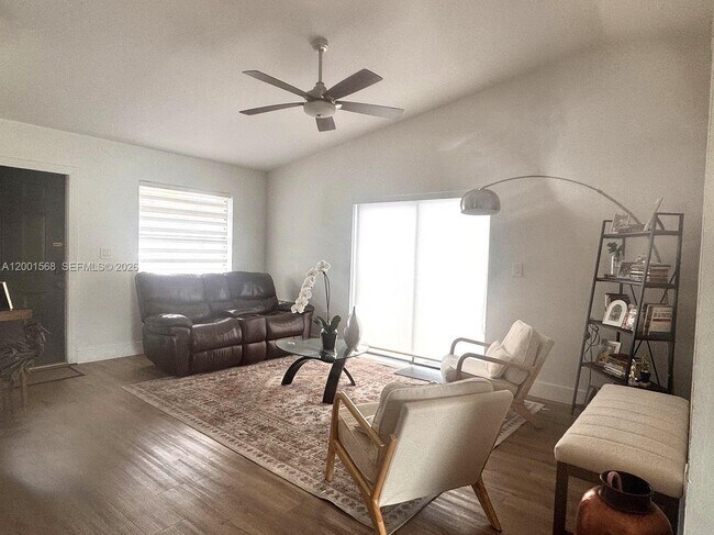 Building Photo - 11450 SW 75th Terrace