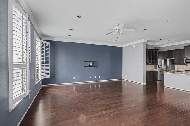 Building Photo - 6363 Fairdale Ln