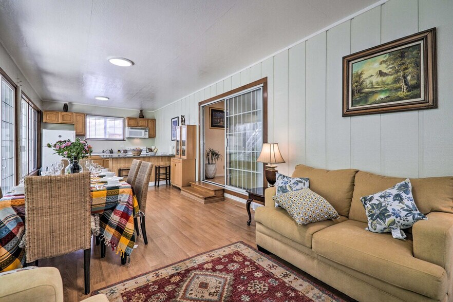 Building Photo - 9360 Mountain Blvd