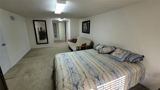 Building Photo - 8762 FL-26