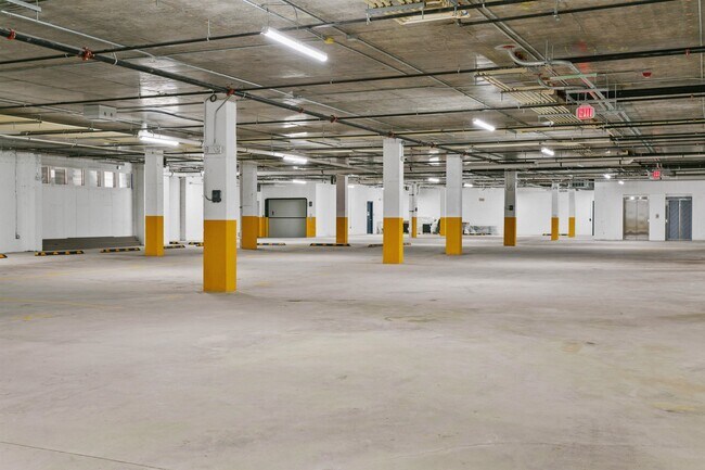 Building Photo - 6701 KENNEDY Blvd