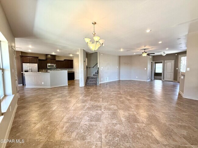 Building Photo - 3712 Coco Palm Dr