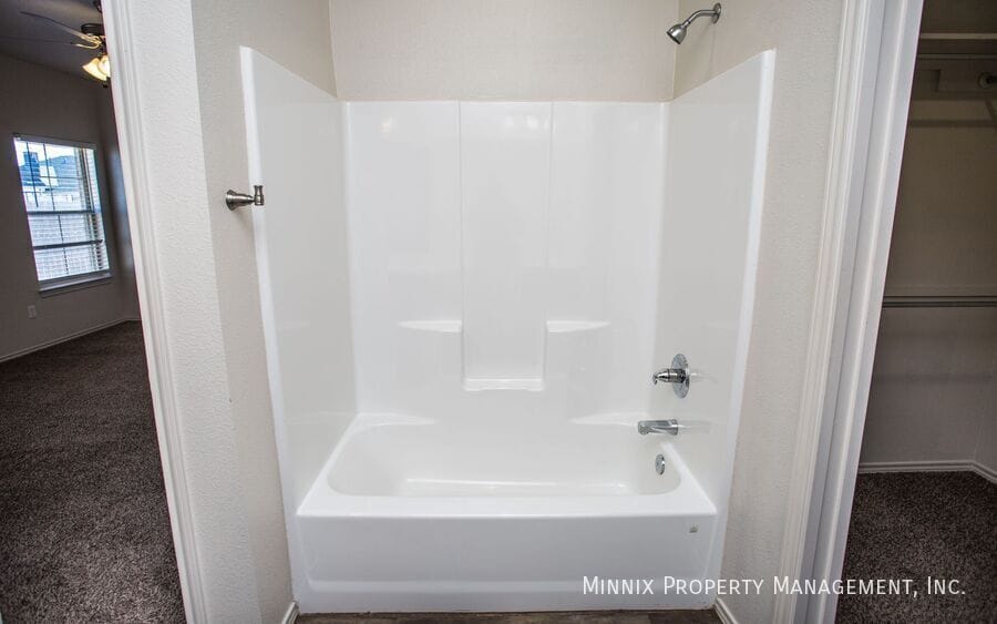 Building Photo - 12007 Englewood Ave