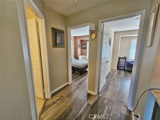 Building Photo - 39620 Glenwood Ct