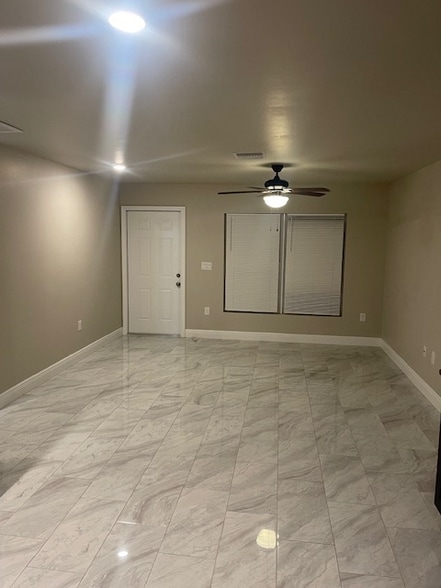 Building Photo - 1858 Delaware Ave