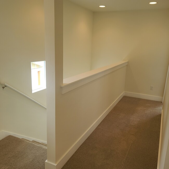 Building Photo - 510 Winston Ln