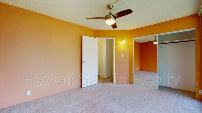 Building Photo - 95-273 Waikalani Dr