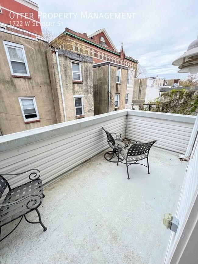Building Photo - 1722 W Seybert St