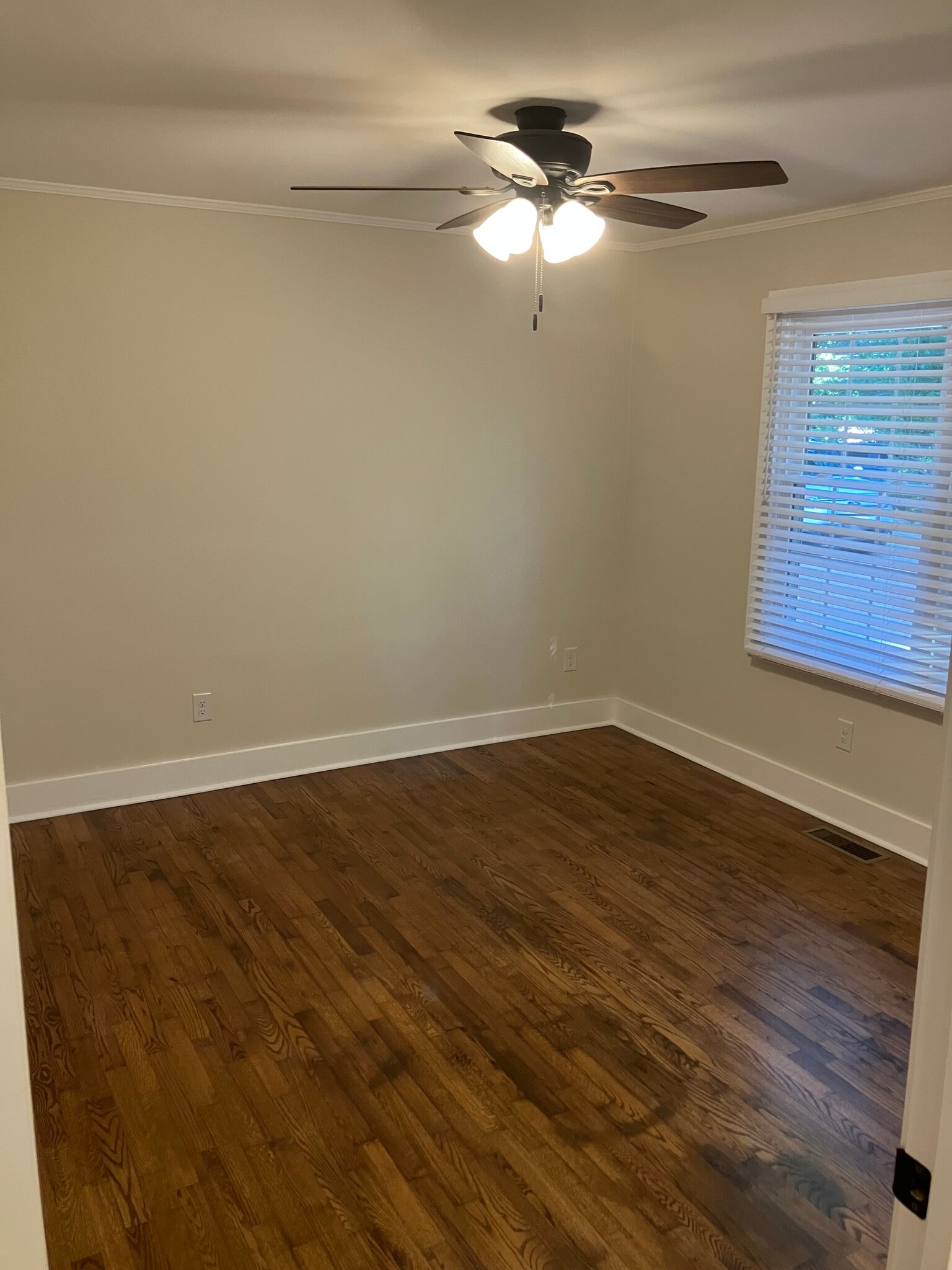 Building Photo - 99 Oak Trl