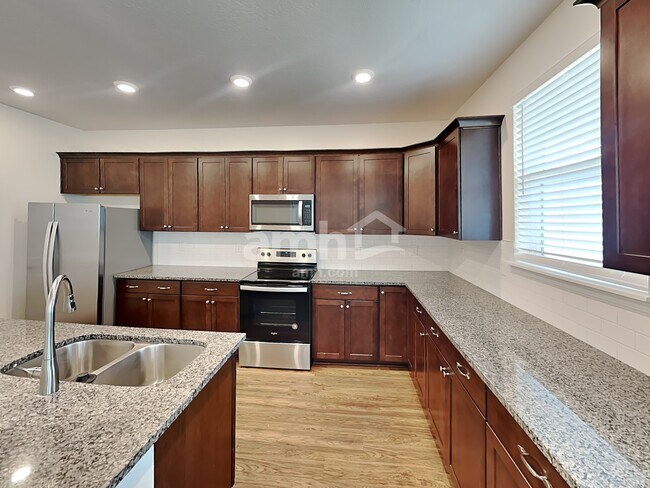 Building Photo - 2367 E Wild Horse Way